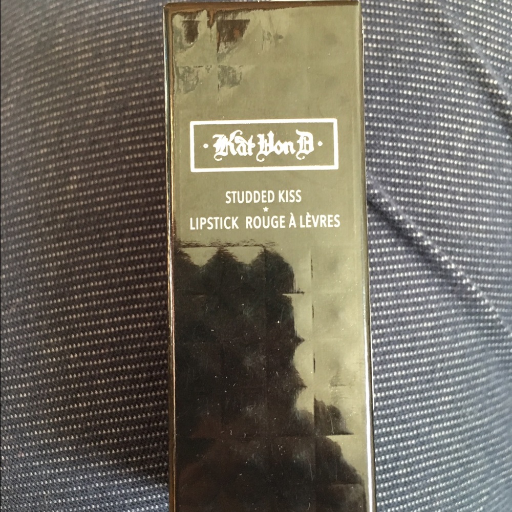 Kat Von D Studded Kiss Lipstick