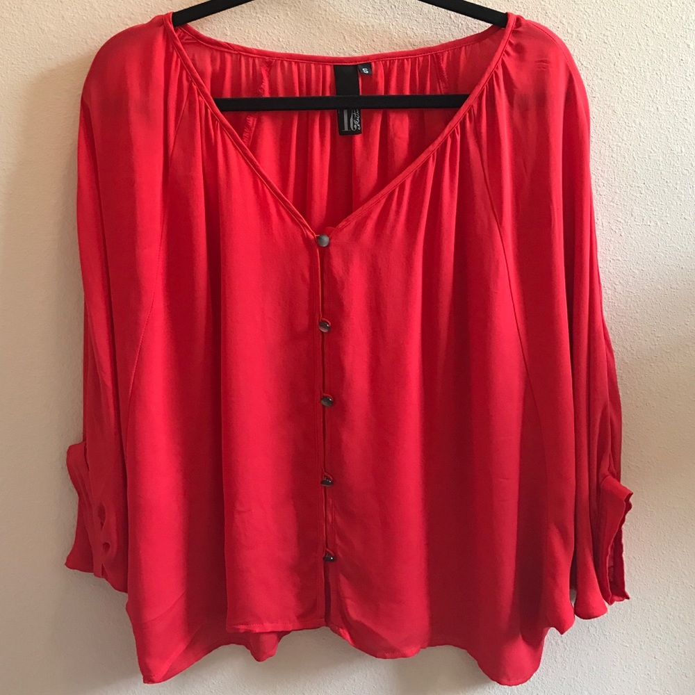 TJ Collections 3/4 sleeve button down