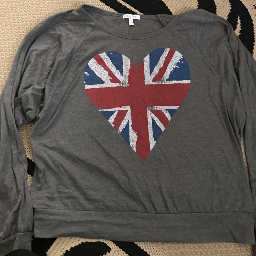 Long sleeve tee