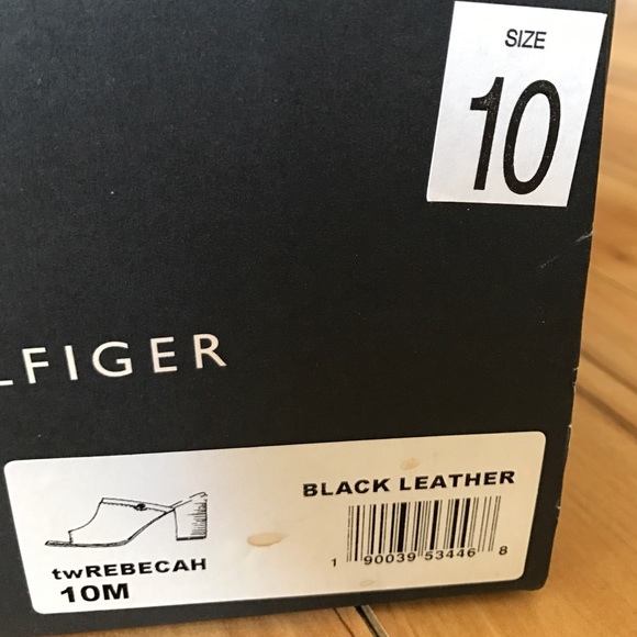 Tommy Hilfigure Black Leather "Rebecah"Style, 10M - Picture 4 of 4