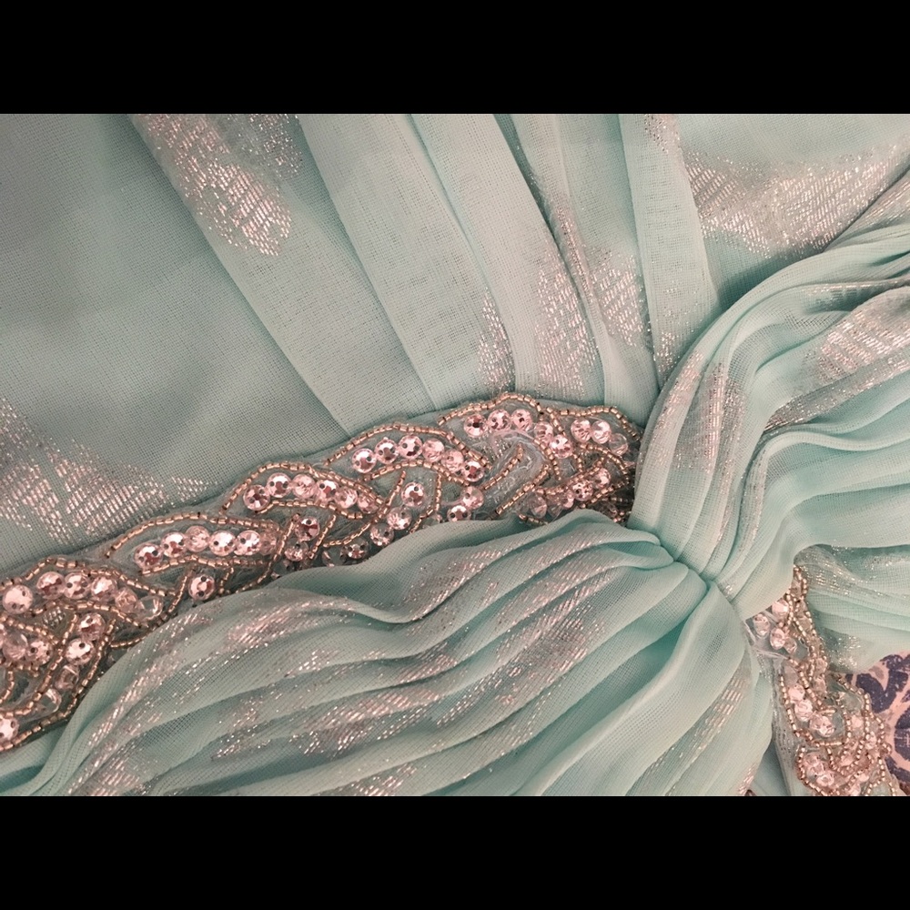Prom Dress - Picture 4 of 4