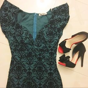 Beautiful Forrest Green Suede dress