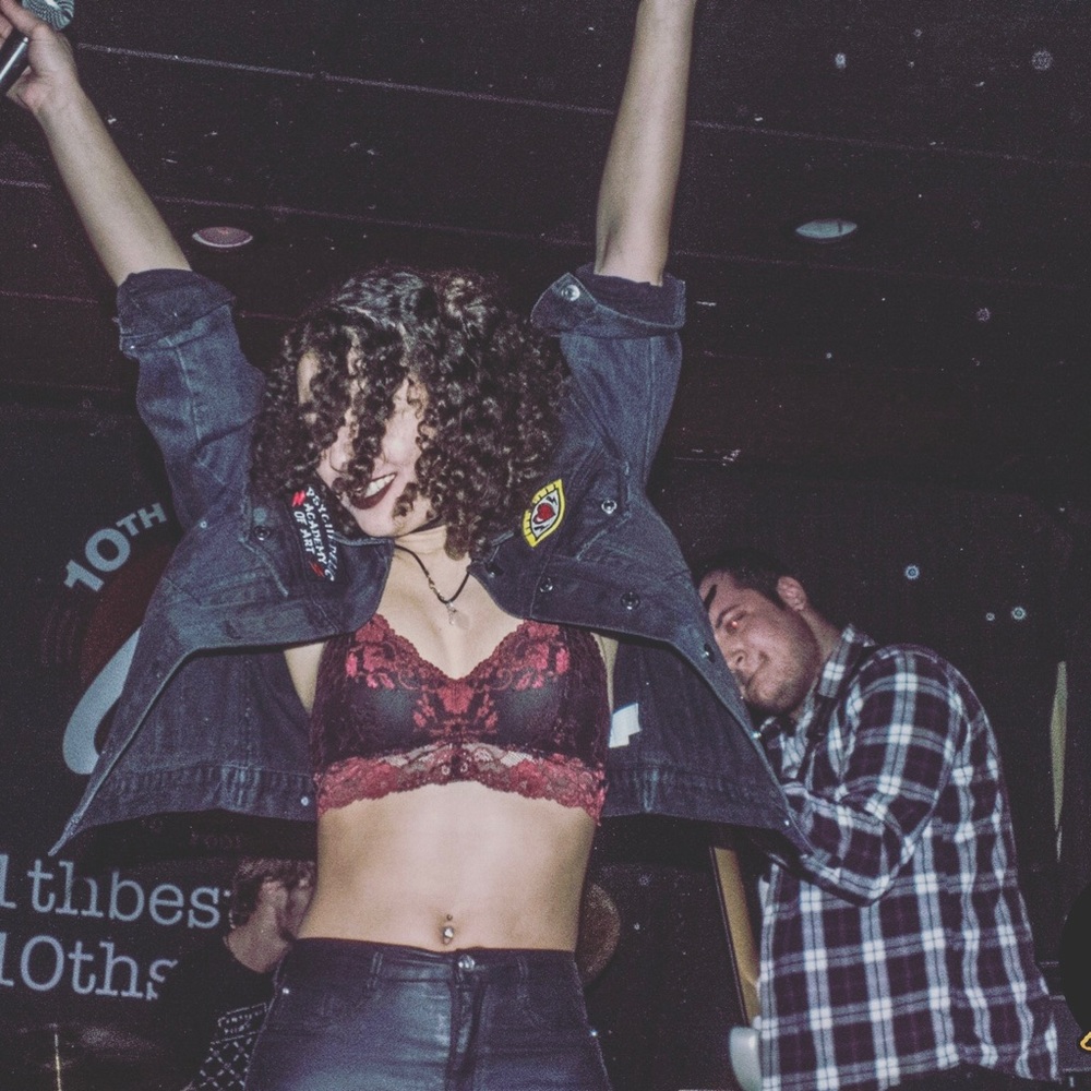 Meet your Posher, Juliana