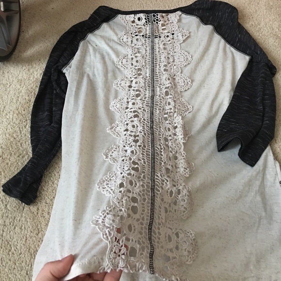 Buckle shirt - Picture 2 of 2