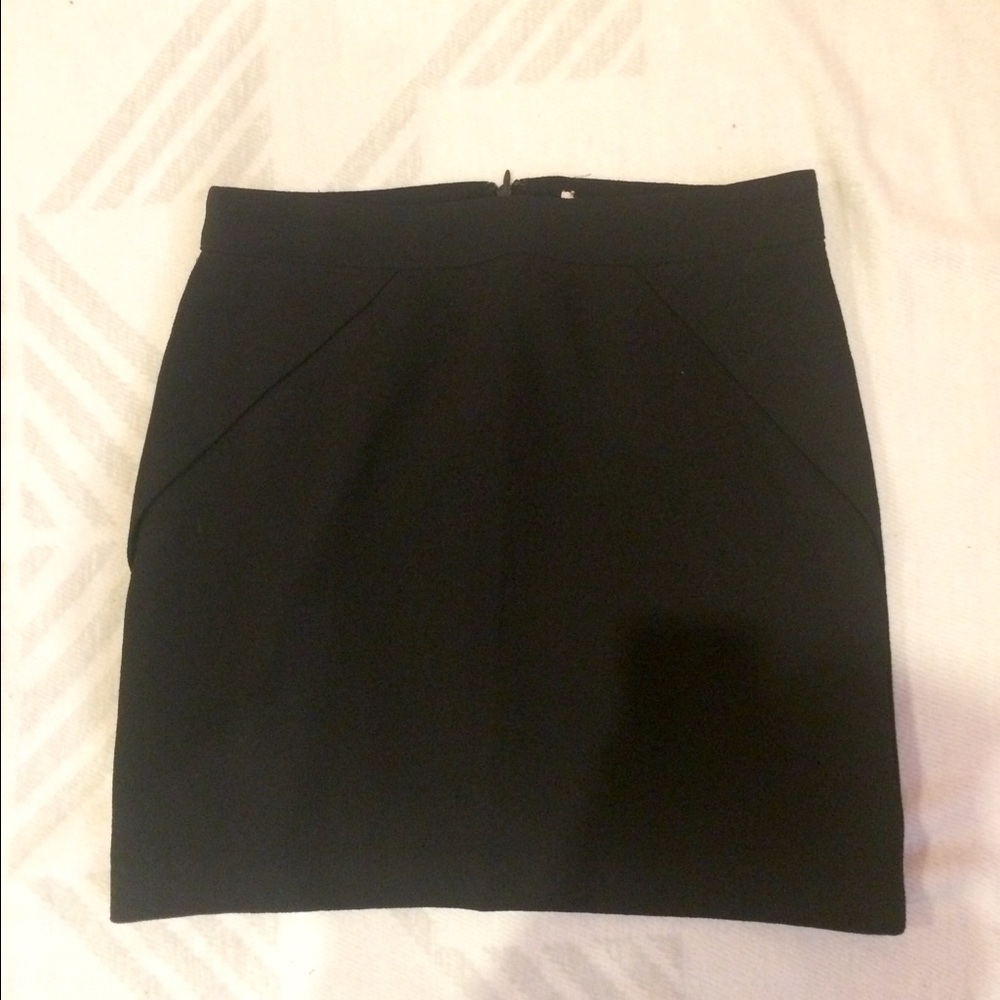 Black pencil skirt