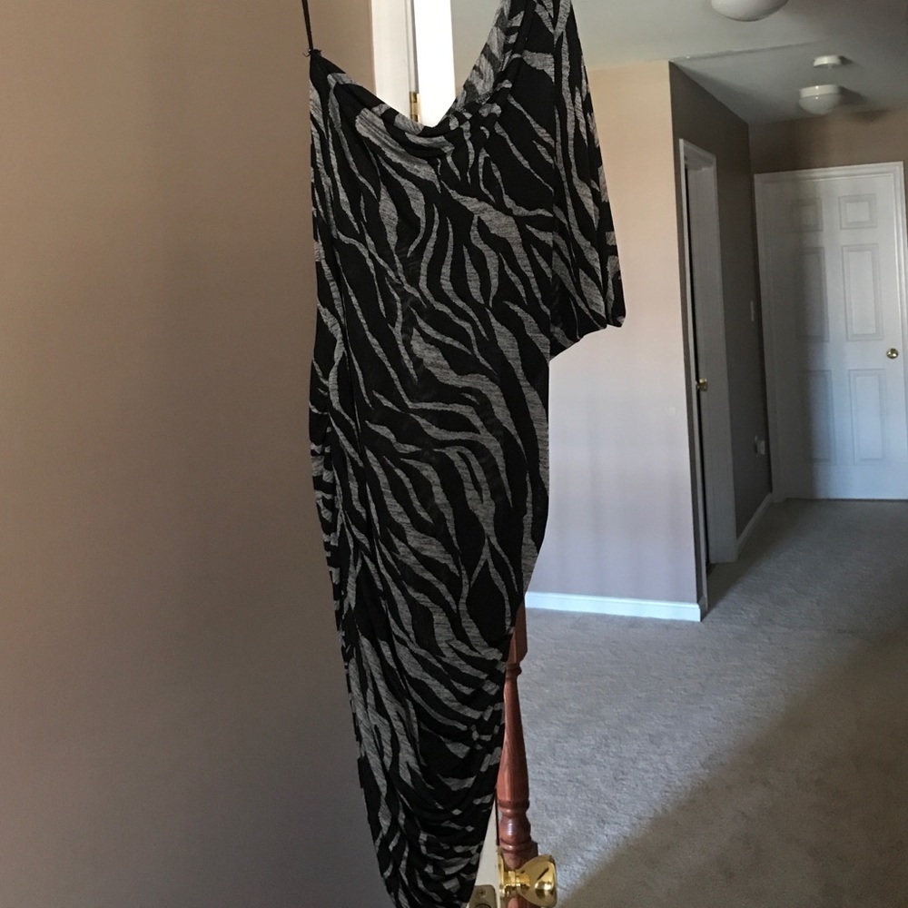 One shoulder dress