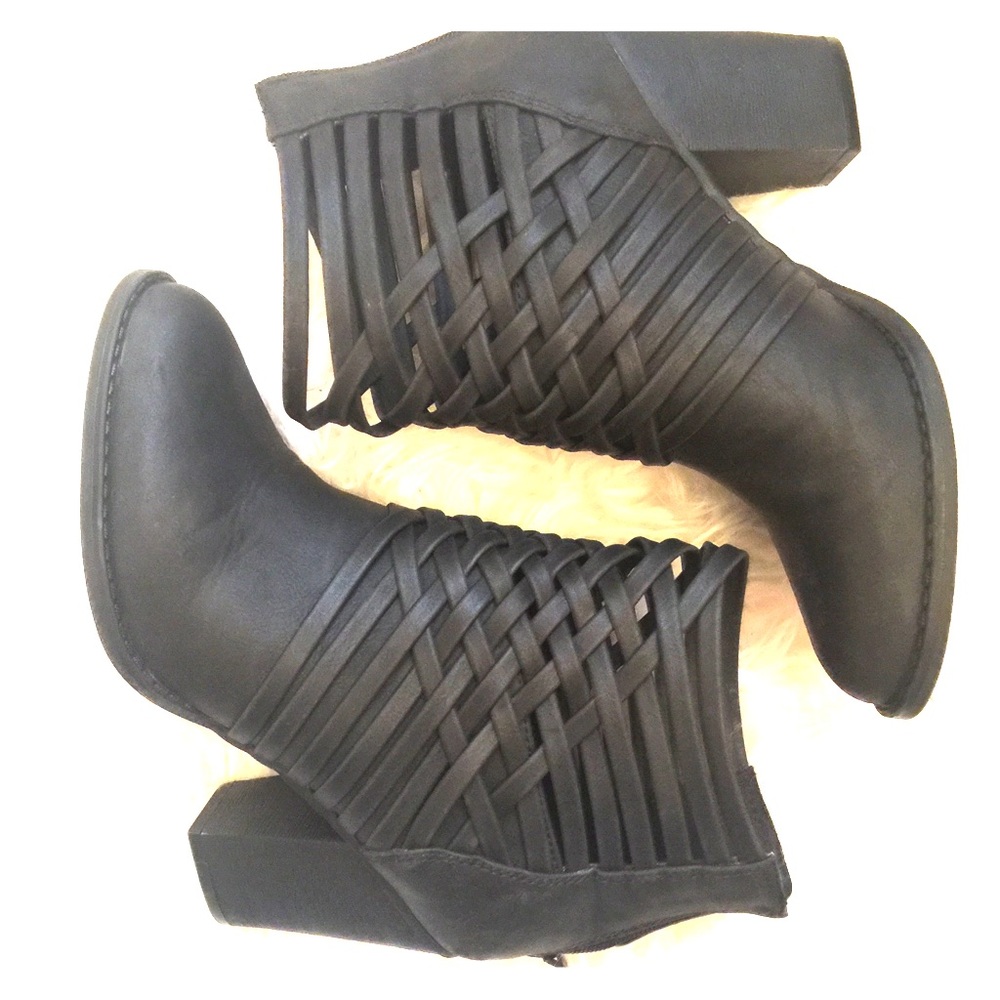 Black boots