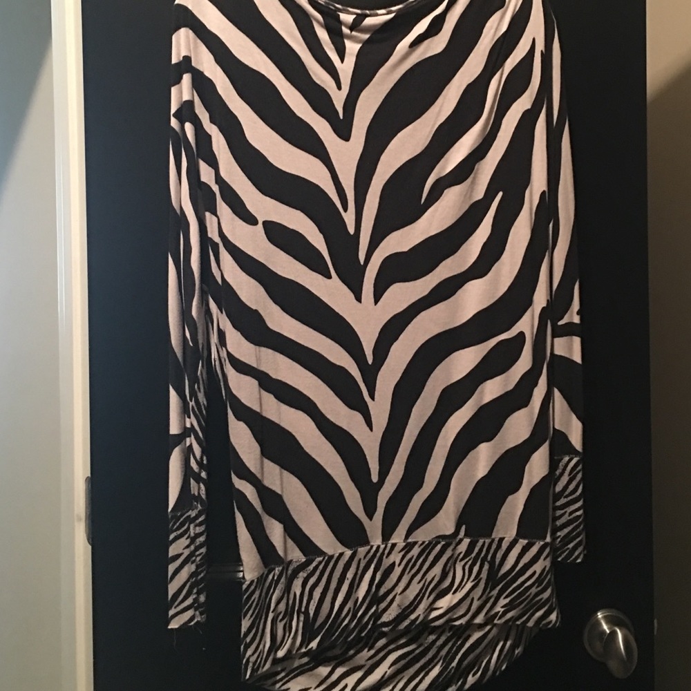Zebra print tunic - Picture 2 of 2