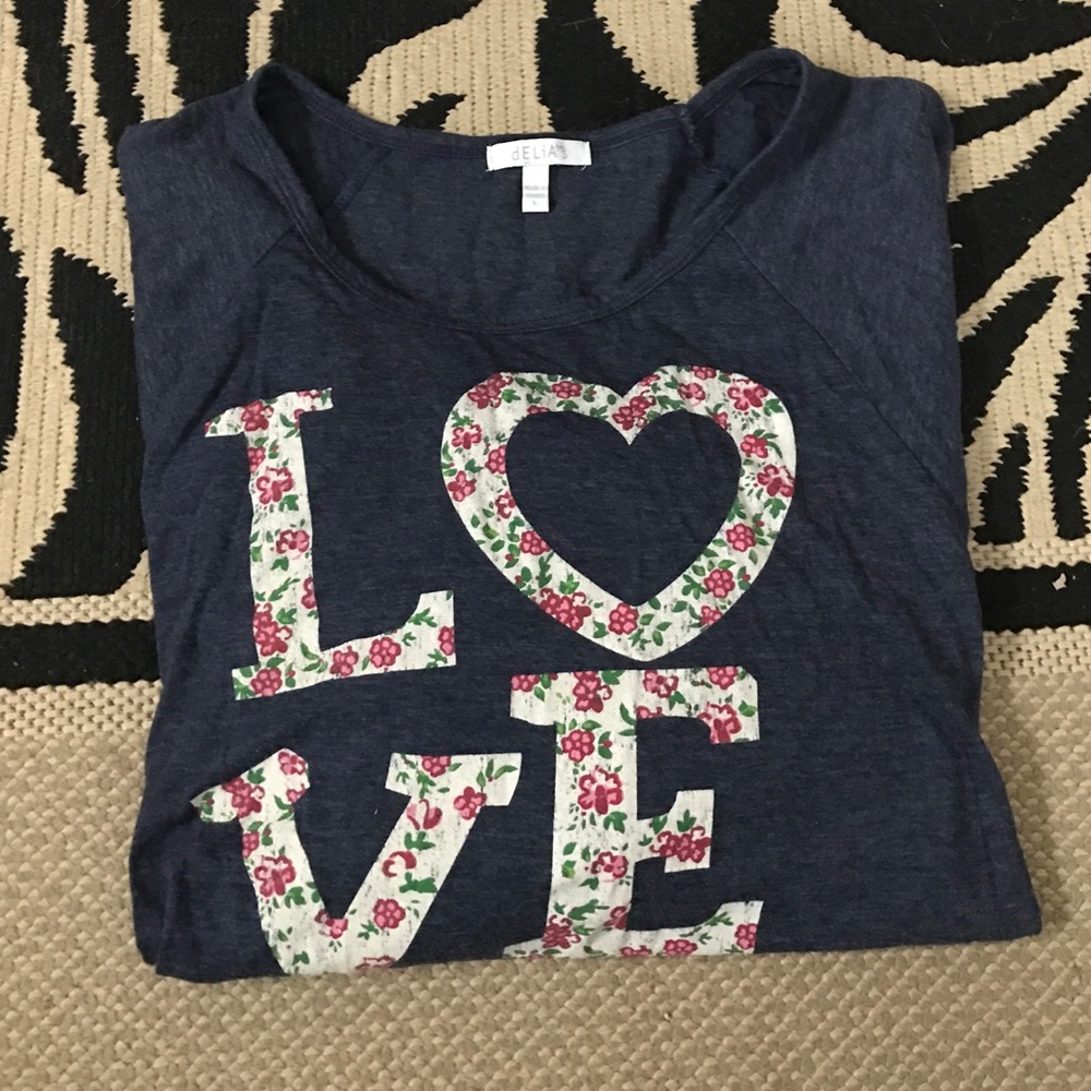 Delias long sleeve tee