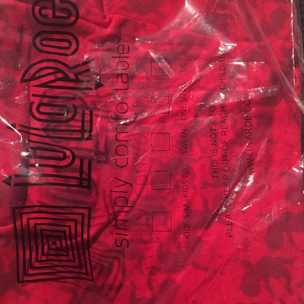 LulaRoe OS valentines leggings