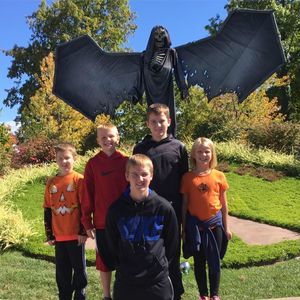 Meet your Posher, Elaine