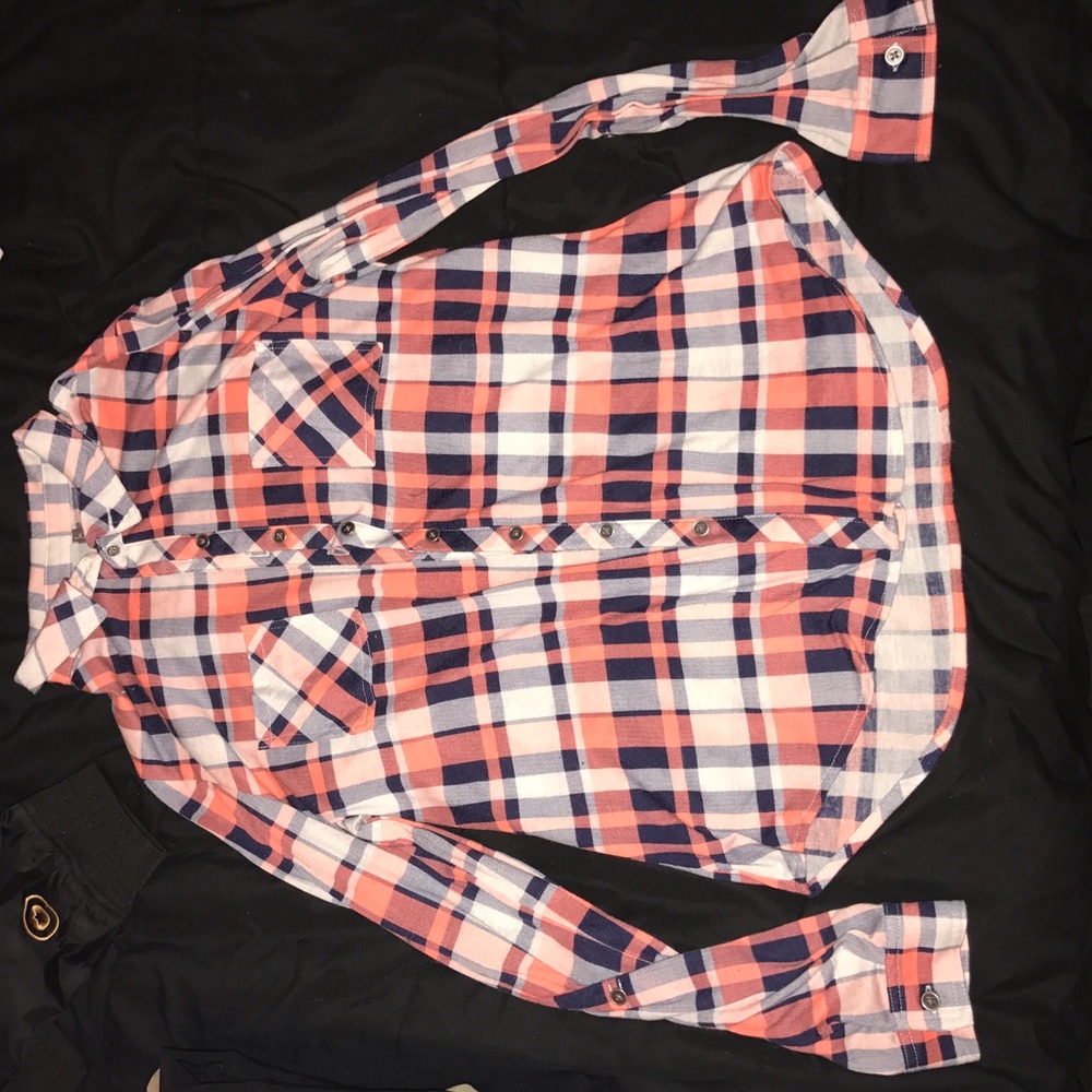 Button up flannels - Picture 2 of 2