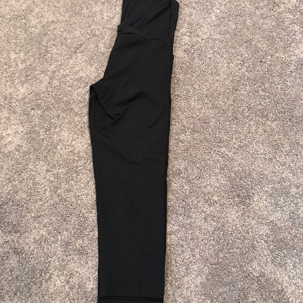 Workout cropped maternity pants
