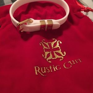 WHITE STRETCH RUSTIC CUFF