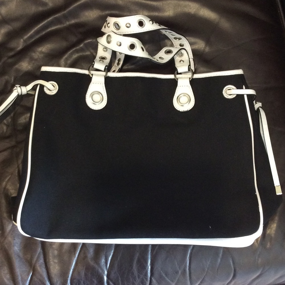 White House Black Market Purse