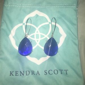Kendra Scott earring