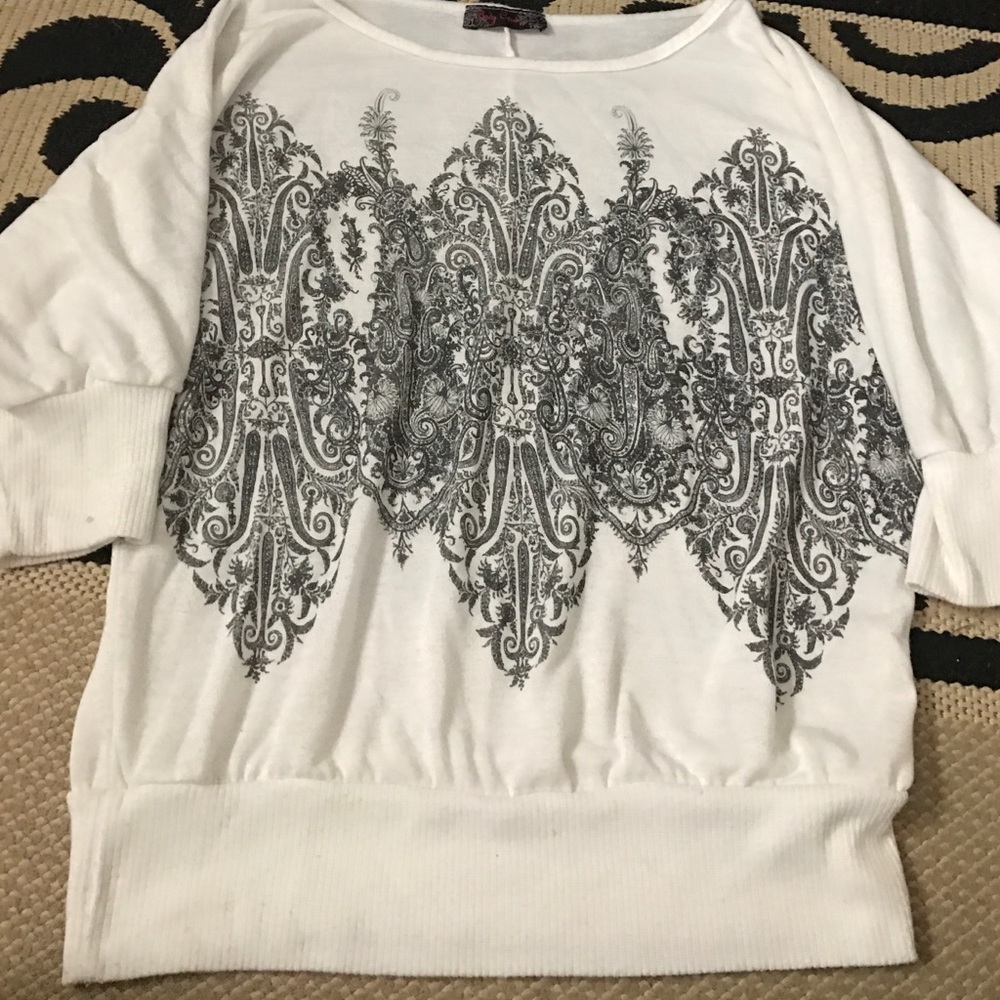 Shirt - Picture 3 of 4