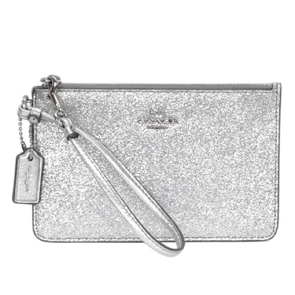Coach Handbags - 1 HR SALE❗️NWT Coach beautiful glitter wristlet!!