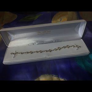 GOLD BRACELET