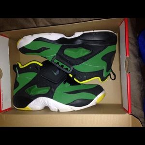 Nike air diamond turf Oregon Ducks