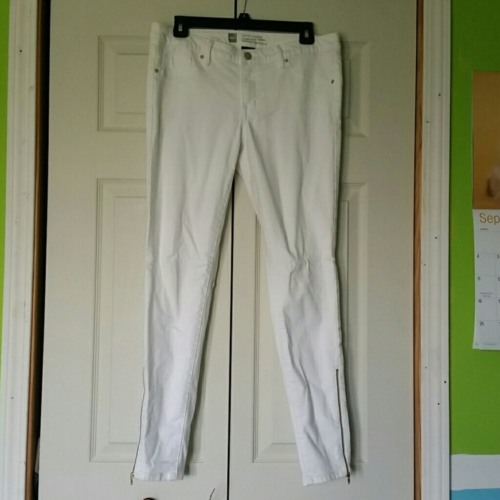 Mossimo White Gold-Zippered Skinny Jeans