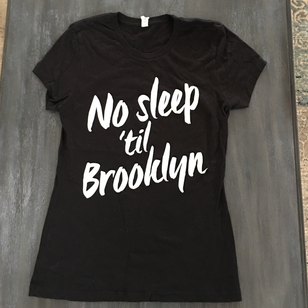Women's tee