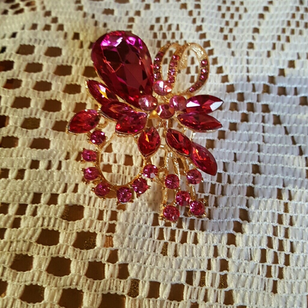Large Glass & Artisian Rhinestone Crystal Brooch