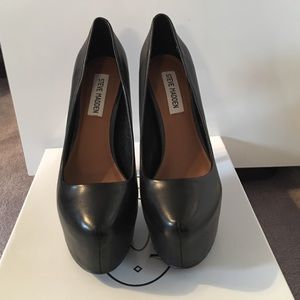 Steve Madden Dejavu Platform Heels -6.5