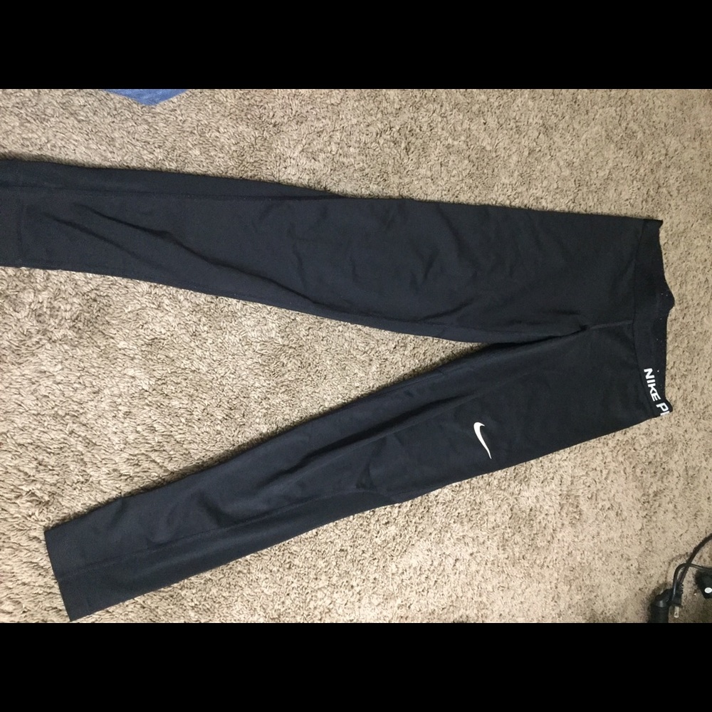 Nike Pro dri-fit leggings !