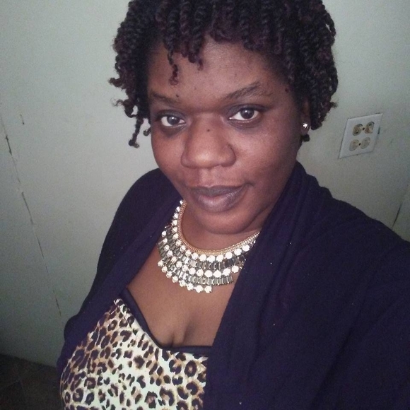 Meet your Posher, Johntel - Picture 1 of 1