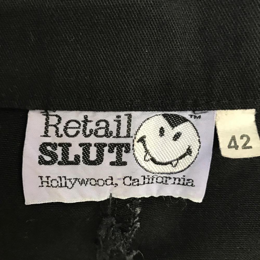 Punk rock bondage shorts! - Picture 3 of 4