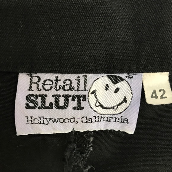 Punk rock bondage shorts! - Picture 3 of 4