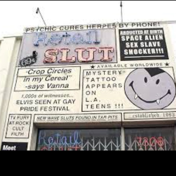 Punk rock bondage shorts! - Picture 4 of 4