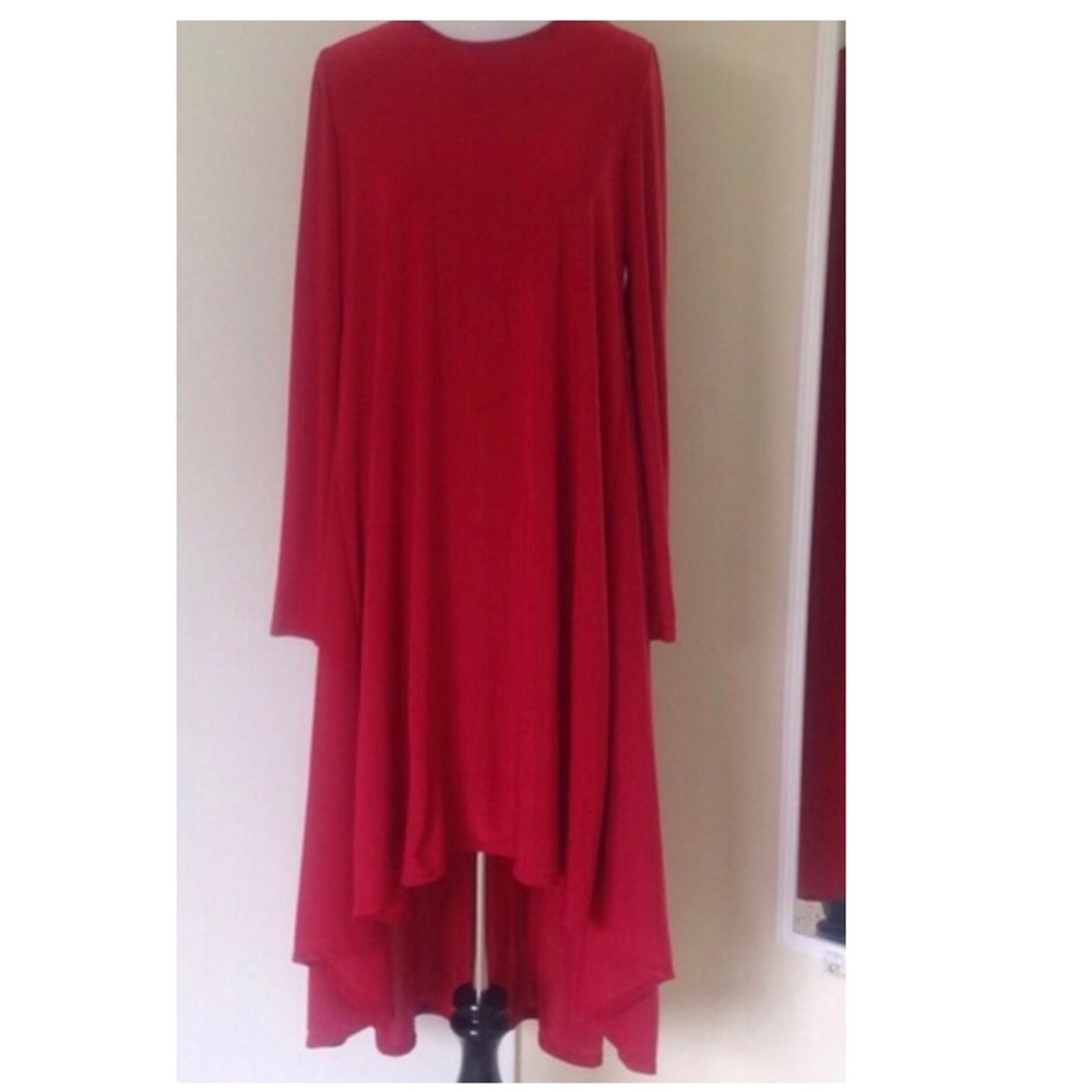 MAXI DRESS WITH PERFECT FIT. - Picture 1 of 4