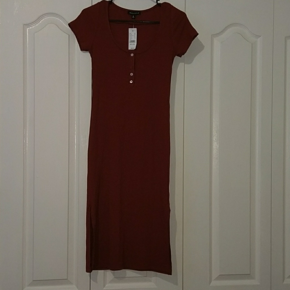 Kendall & Kylie skater dress !
