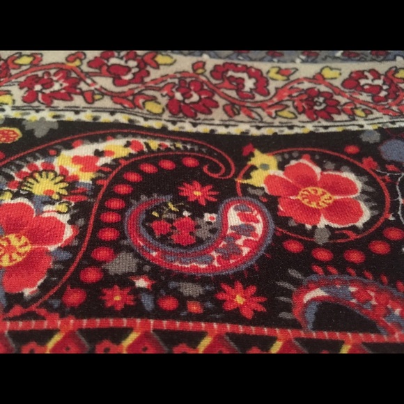 Leggings - Picture 2 of 3