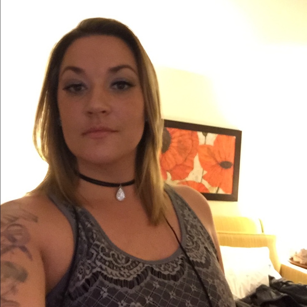 Meet your Posher, Kara