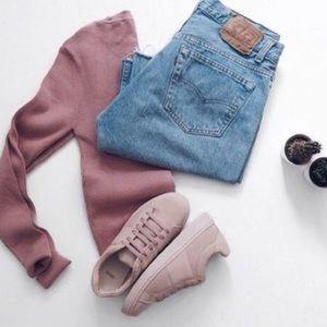 Meet your Posher, Helen