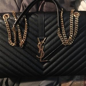 Black purse