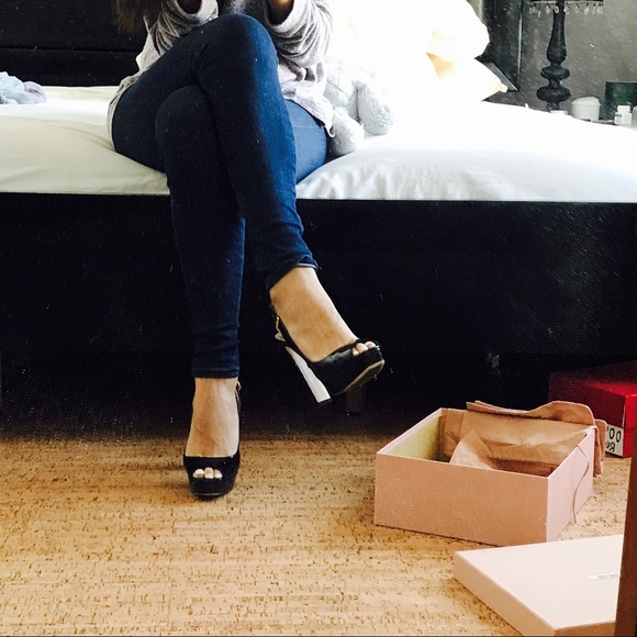 MIU MIU Peep toe Pump - Picture 6 of 8