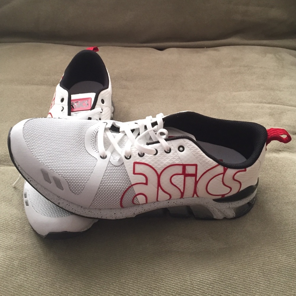 Brand new Men's ASICS Tiger Shoes