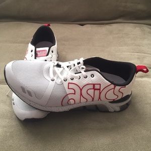 Brand new Men's ASICS Tiger Shoes