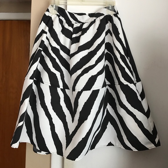 express zebra skirt