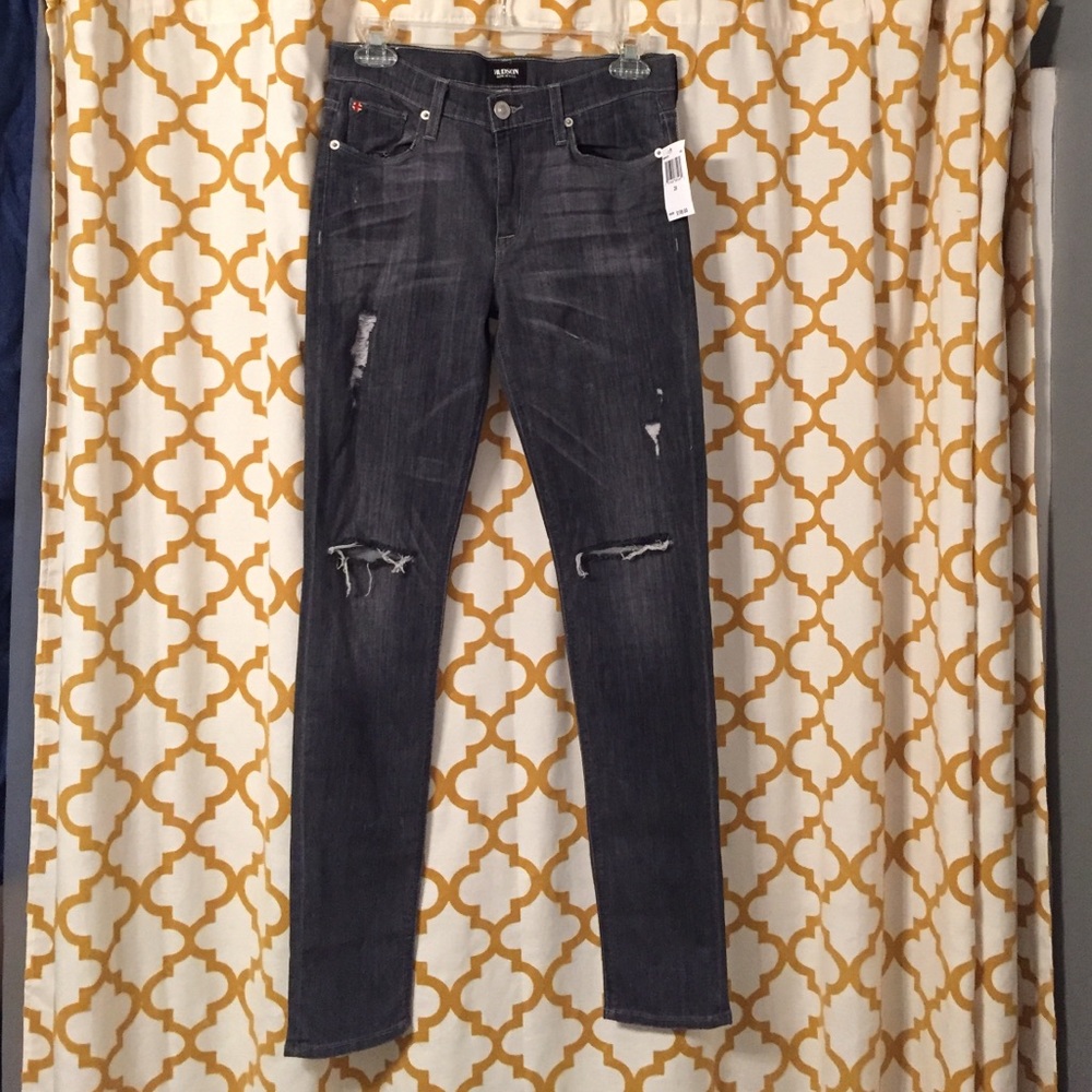 NWT - Hudson Skinny Jeans