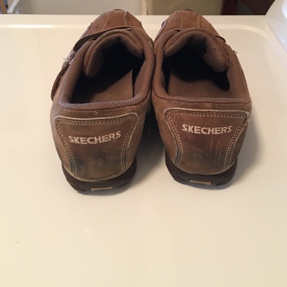 Women Sketchers - Picture 2 of 3