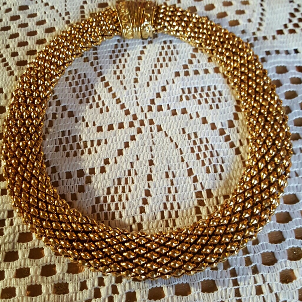 18 INCH Netted Gold Plated Necklace