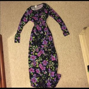 Floral long sleeve back out maxi