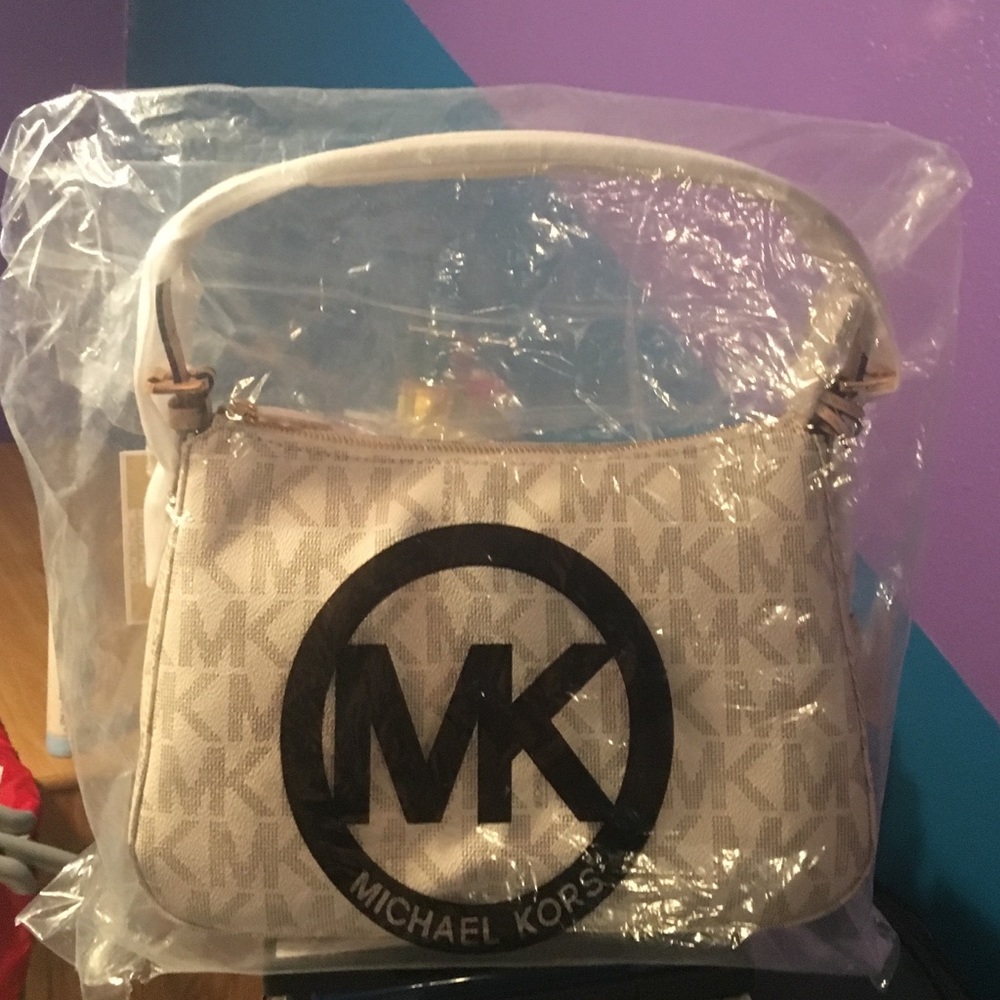 Brand New Michael Kors Purse