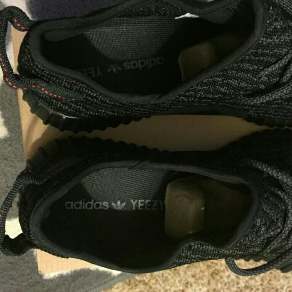 Yeezy 350 boost pirate black size 11 (never worn)