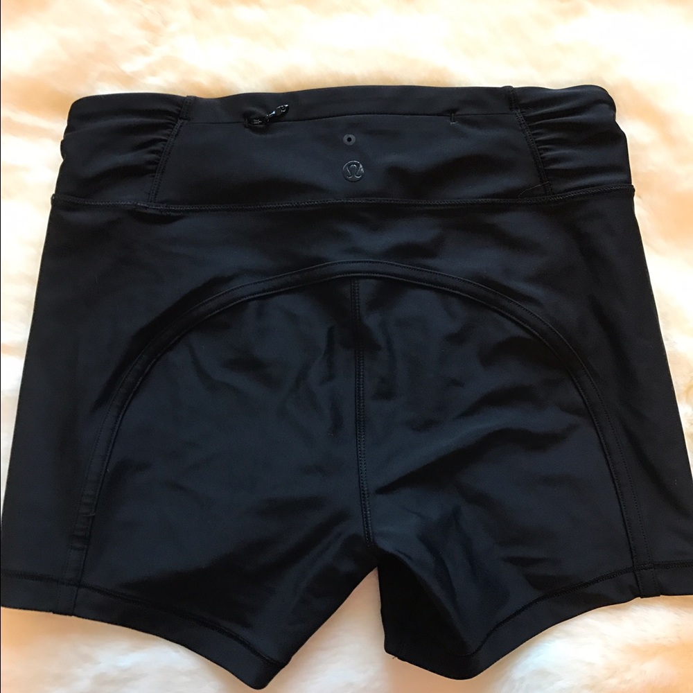 Lululemon athletica spandex shorts black size 6
